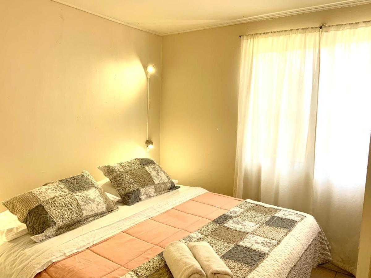 Hostal Playa Penuelas Кокимбо Экстерьер фото